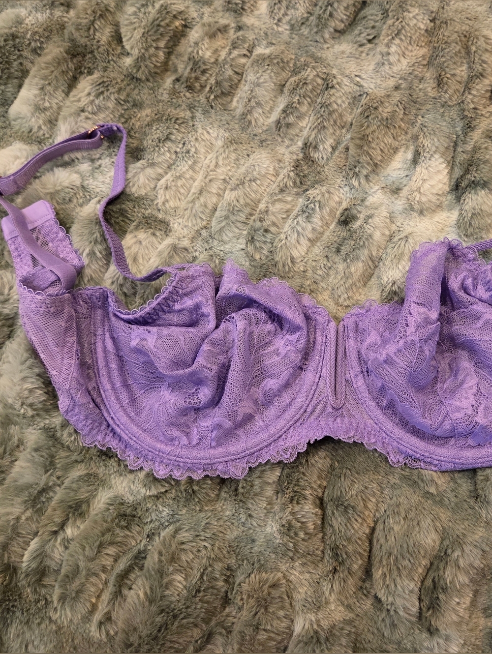 AUDEN Lace Underwire Bra in Lavender
